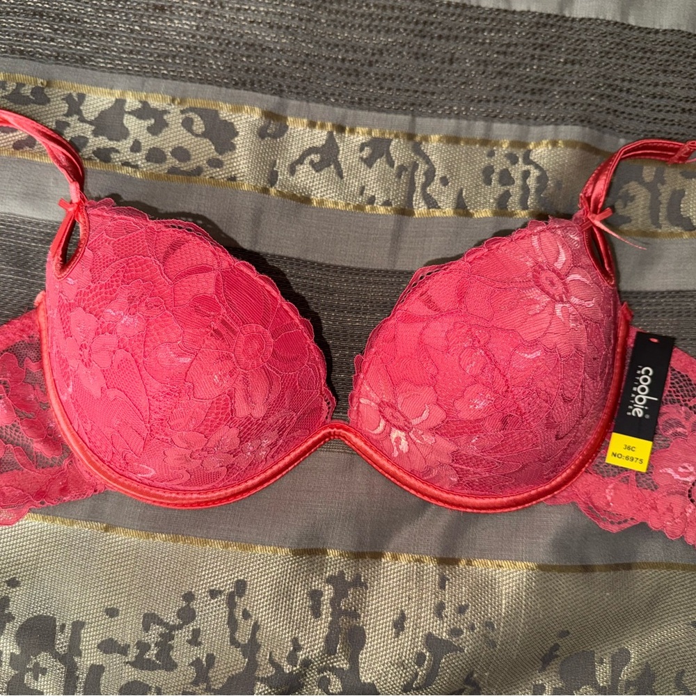 New bra 36C